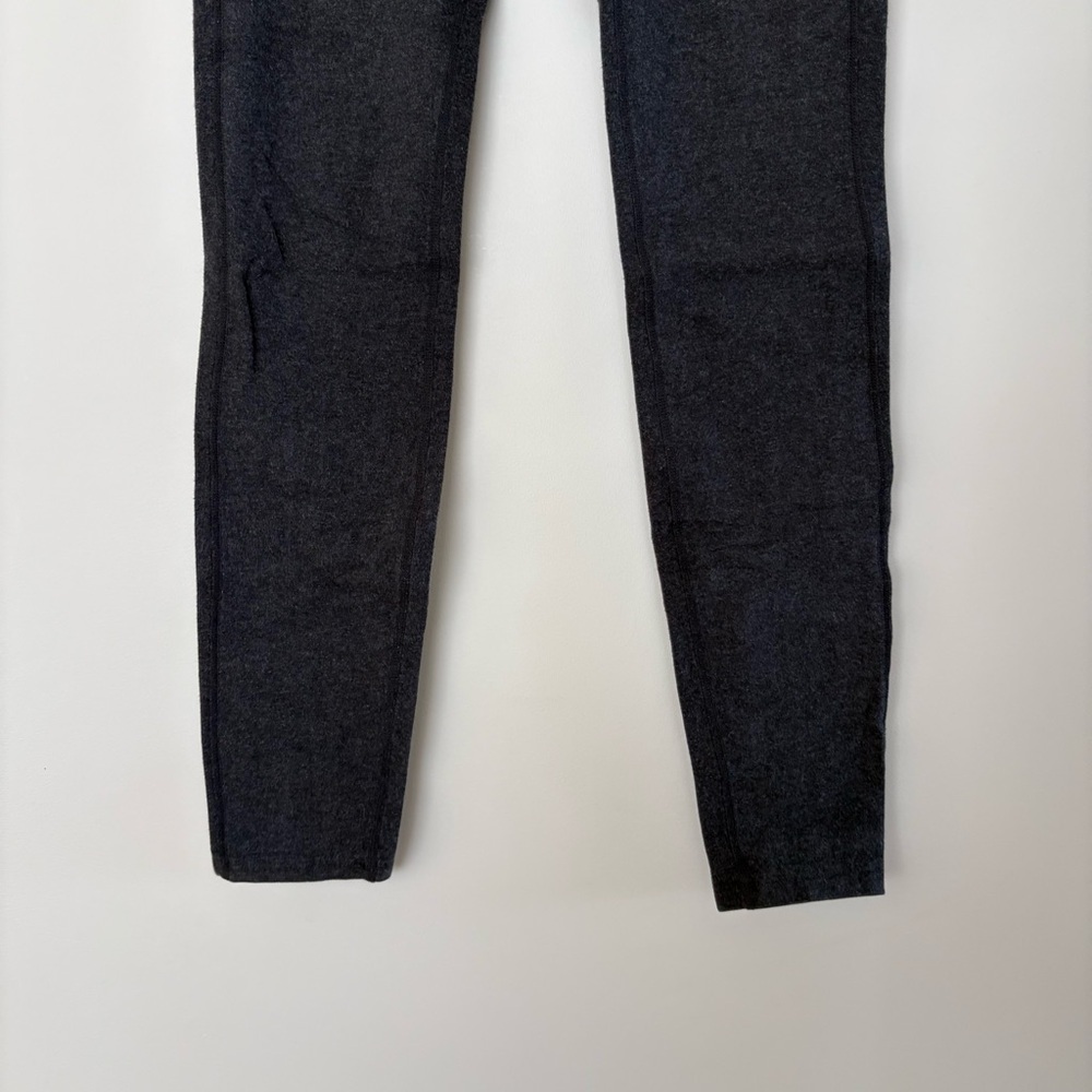 GAP Fit Charcoal Gray Leggings - Picture 2 of 8